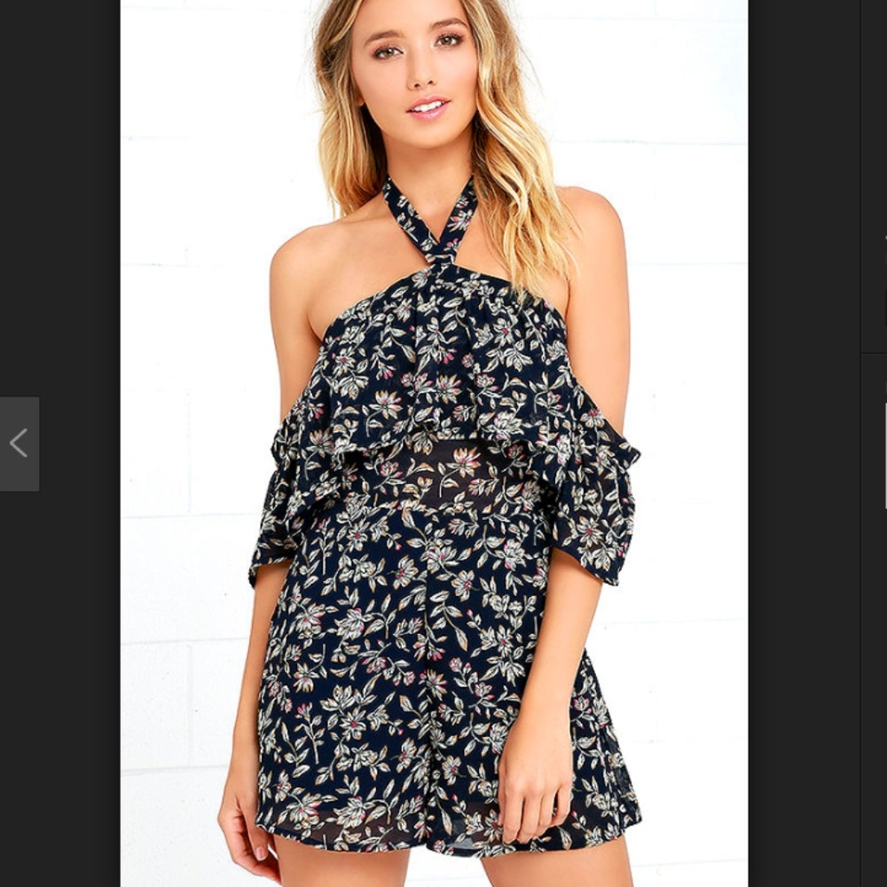 like NEW JOA GATHERING GARDENIAS floral romper-S
